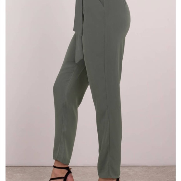 Tobi Olive Tapered Pants - Picture 4 of 7